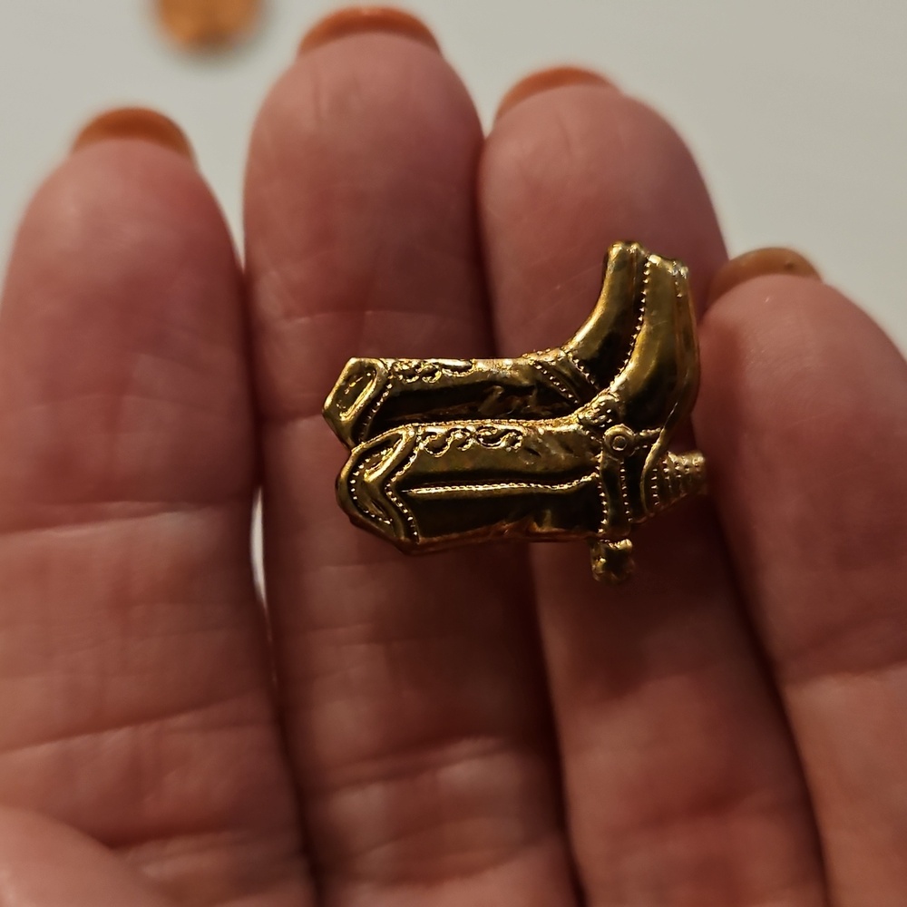 Lots of Western themed crafting brads charms and More silver blue gold - Picture 9 of 14